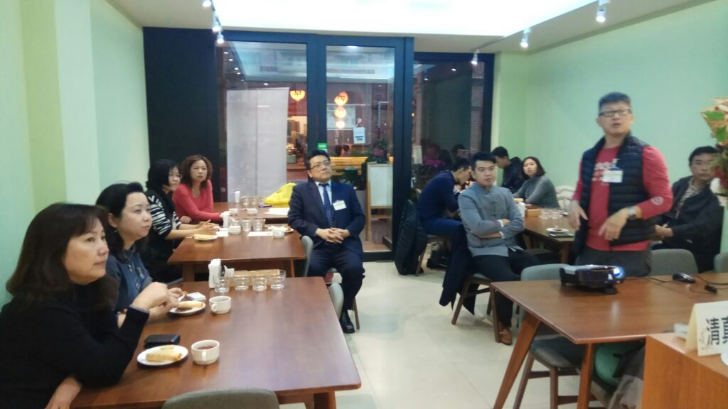 2018/12/12 Happy Hour 迎新時光快樂交流會